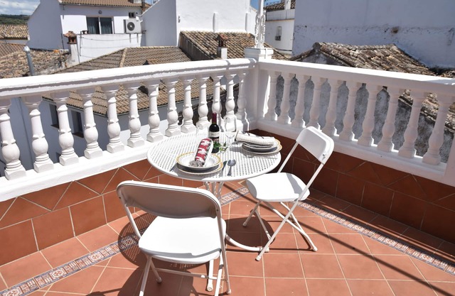 Alojamiento Rural El Aroma del Dulce en Setenil de las Bodegas Casa Centrica
