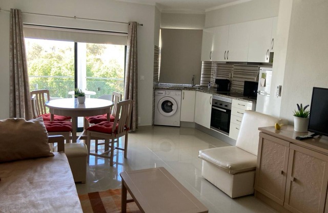 Alvor Red Nice Terrace Flat