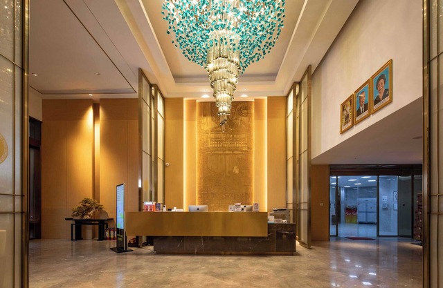 Amanda Hotel