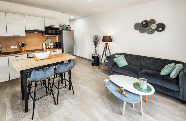 Amazing apartment in Narbonne with WiFi