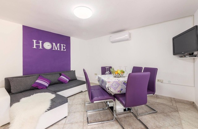 Amazing apartment in Pavicini with WiFi