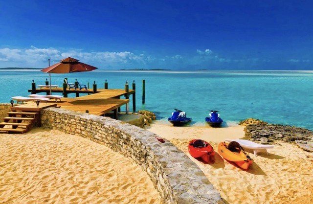 AMAZING BEACH FRONT HOME WITH DOCK