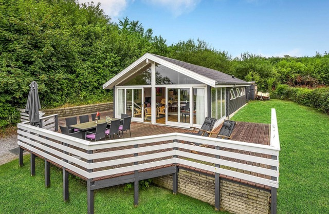 Amazing home in Broager with kitchen