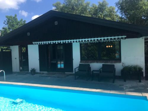 Amazing Home In Nykøbinbg Sjælland With 3 Bedrooms, Swimming Pool And Wifi