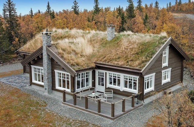 Amazing home in Gålå with sauna