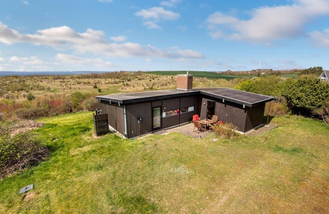 Amazing home in Knebel with kitchen