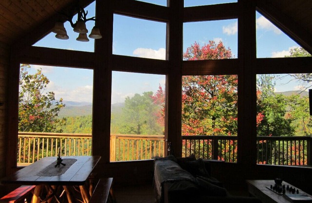 Amazing Rustic Cabin Escape