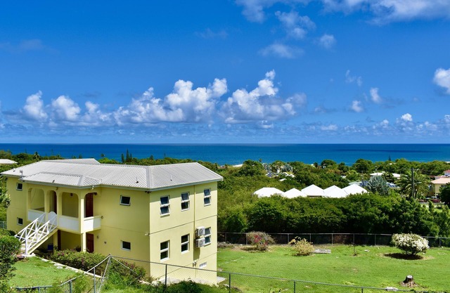 Amazing Sea-View Crosbies
