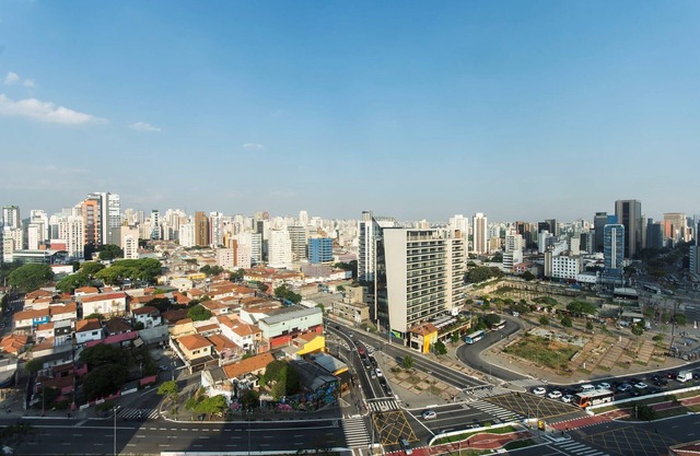 Amazing views from Top Floor New & Modern Apt in Pinheiros