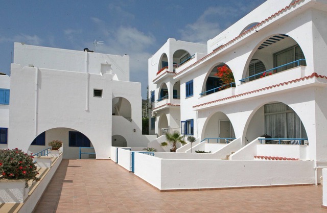 Ambelones Apartments