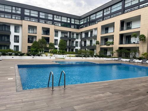 Amber Suites at Embassy Gardens