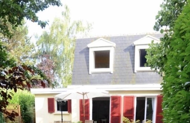 AMERICAN house at 20 minutes Disneyland with swimming pool