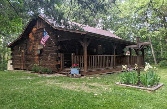 Amish-Built Cabin in the Driftless Area