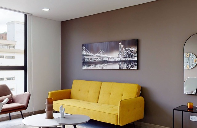 Amplio Apartamento DE DOS HAB EN Unicentro