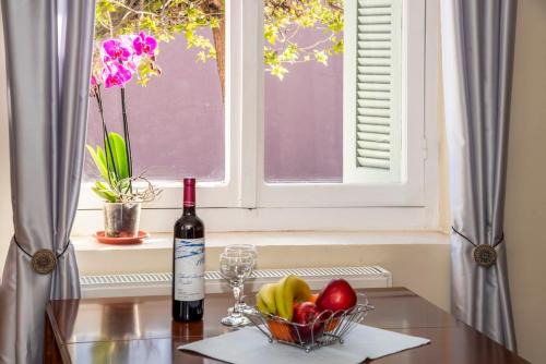 An Amazing Earthly House in Sofades