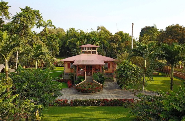 An Authentic and Luxurious Stay in the Ecuadorean Countryside