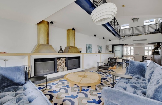 An Opulent and Exquisite 6-BR/6BA with House manager & Serviced in Bastille
