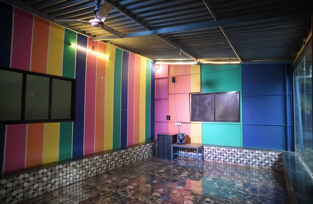 Anand hillside Retreat 3BR Pool Villa by Homeyhuts