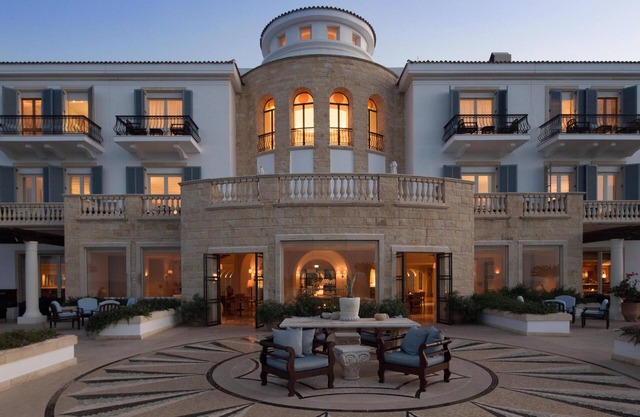 Anassa Hotel