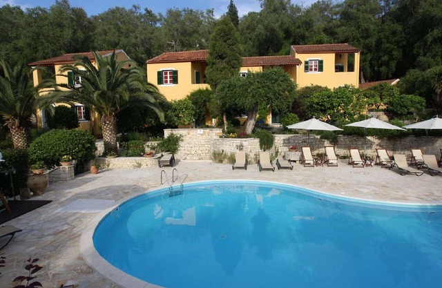 Andrikos Studio C with swimming pool and walking distance from village