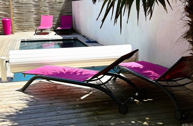 Angoulins 60m2 house heated pool 2 bedrooms 80m from the sea