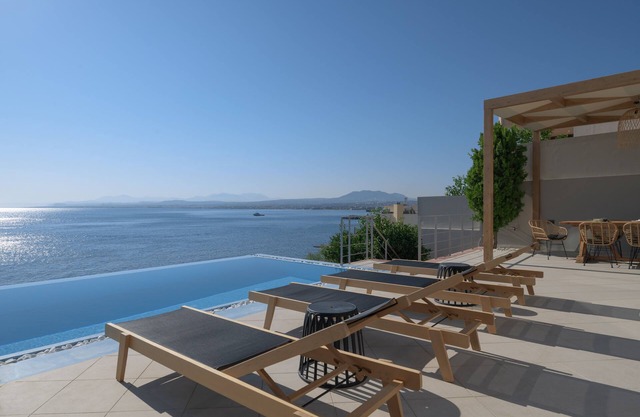 Anima SeaView Luxury Living Villa