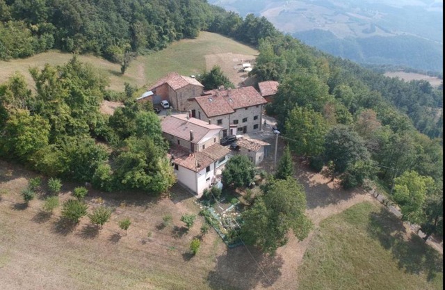 Antico Borgo le Roste