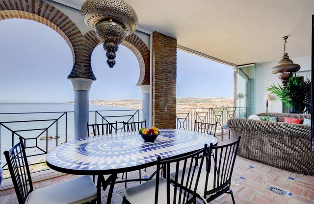 Apartment "Penthouse La Perla de la Bahia 3" with Sea View, Shared Pool & Wi-Fi