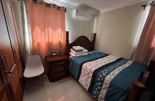 Apartamento Amueblado Llanos de Gurabo