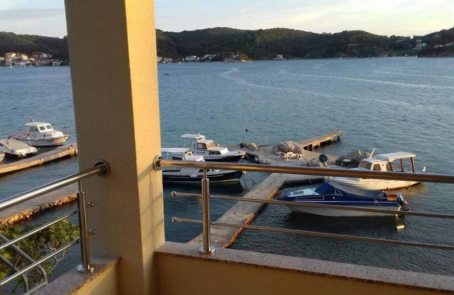 Apartments Ivana (87091-A1) - Supetarska Draga - island Rab