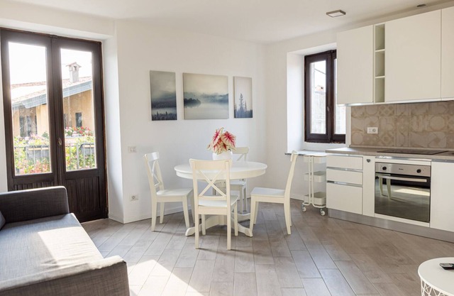 Apartment in a typical Lombard court of 1700 in the tranquility of the countryside