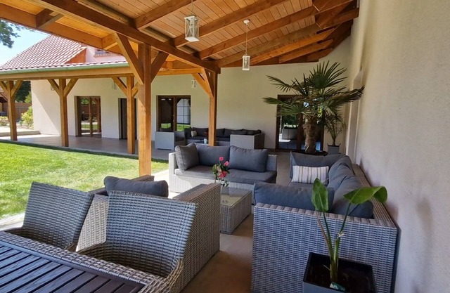 Apartament z basenem, spa, jacuzzi z hydromasażem