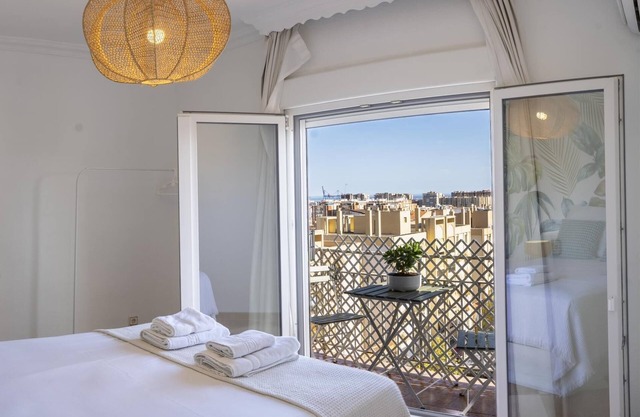 Apartamento con Balcon. Free Parking
