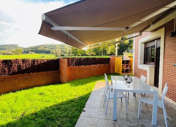 APARTAMENTO con Jardín en Bádames