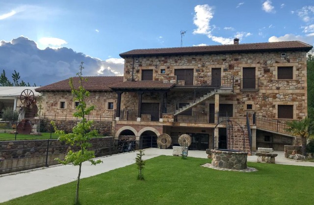 Apartamentos La Fabrica