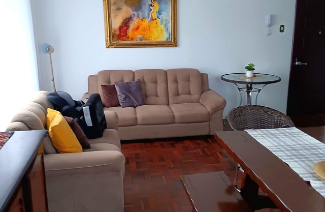 Apartamento grande Bem localizado em Curitiba