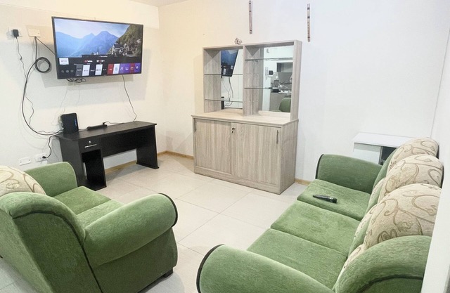 apartamento, hasta 4 personas, zona muy bien ubicada