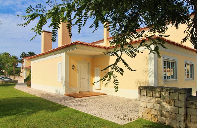 Apartamento na Praia dEl Rey Resort, com Piscina