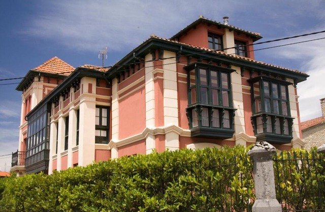 Apartamentos Turísticos La Solana