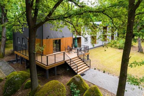 Apartamenty Dabrowka Budget - w lesie, prywatny parking, sauna, park