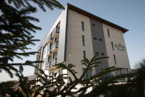 Aparthotel "Queen Zina"