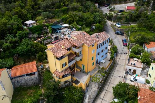 APARTMANI I SOBA ROBERTO I MIRJANA