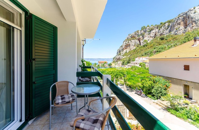 Apartments Vidoni (97751-A2) - Zastrazisce - island Hvar