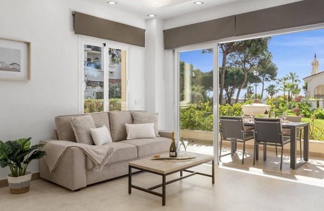 Apartment in Andalucia del Mar for 4 persons | ADM 10 006