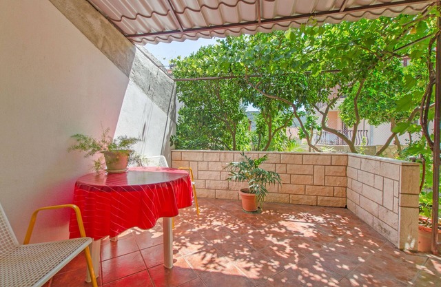 Apartments Božjidar (33601-A1) - Stari Grad - island Hvar