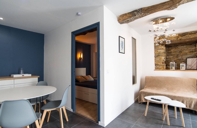 Apartment 03 Marine theme