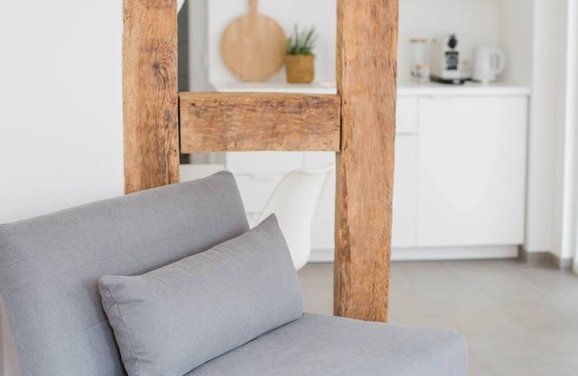 Apartment 1 - Courtyard34