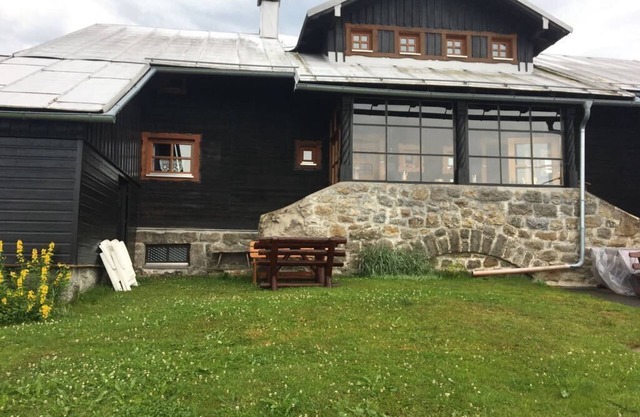 Apartment 1 overlooking the forest