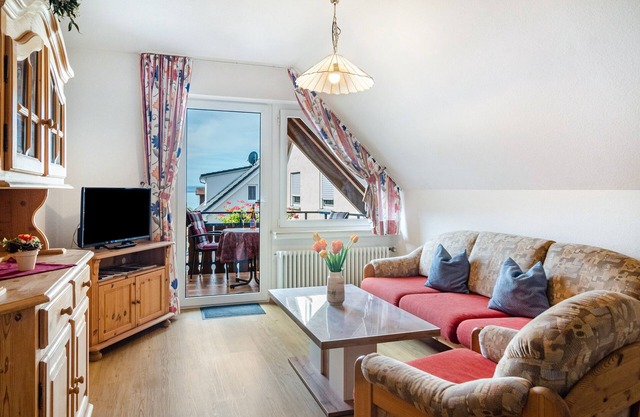 Apartment '3' with Private Garden, Balcony and Wi-Fi