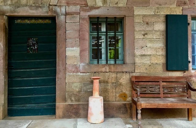 Apartment '5' with Private Terrace and Shared Garden